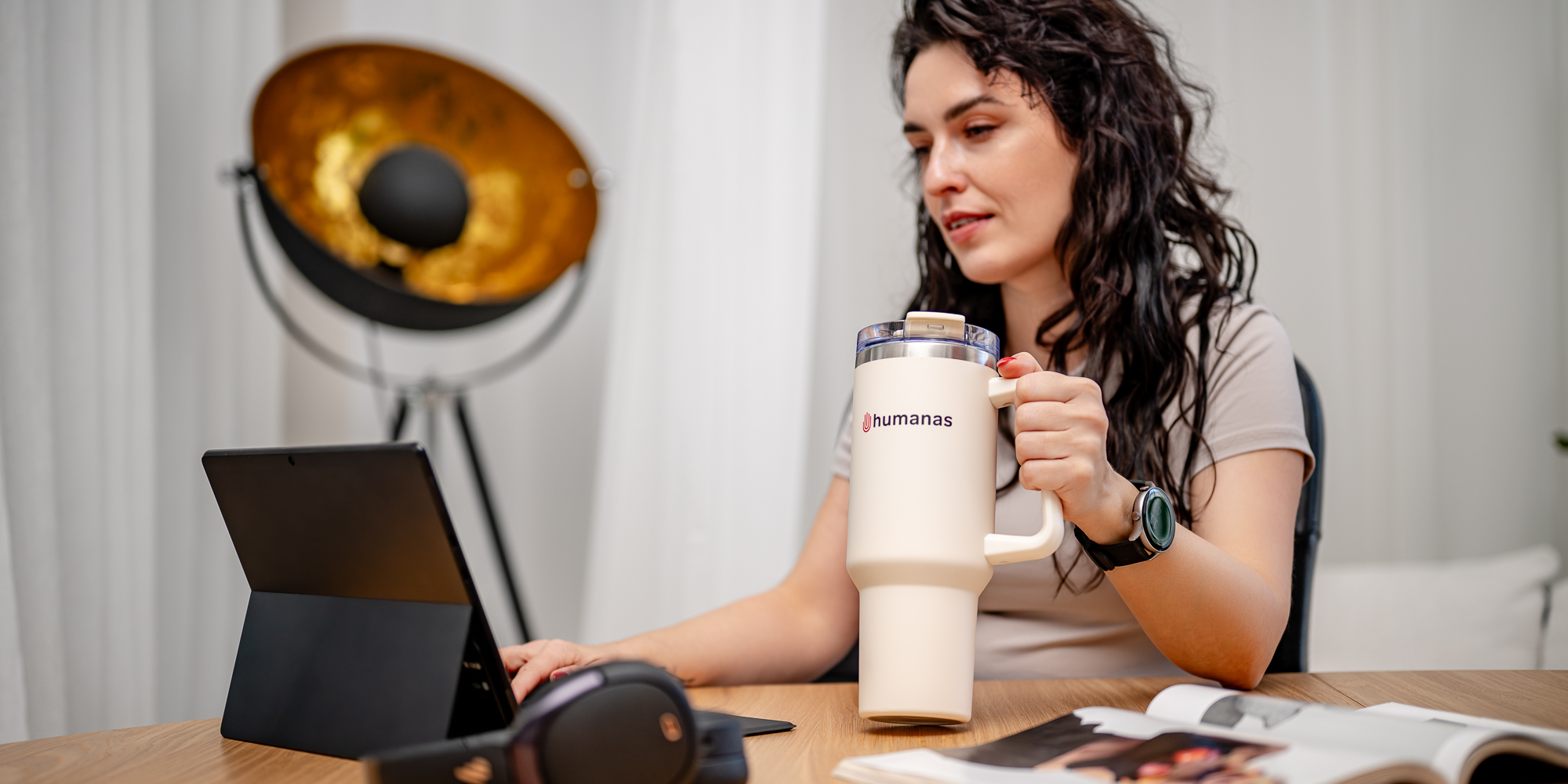 Kubek termiczny Humanas Viva 1200 ml - beżowy